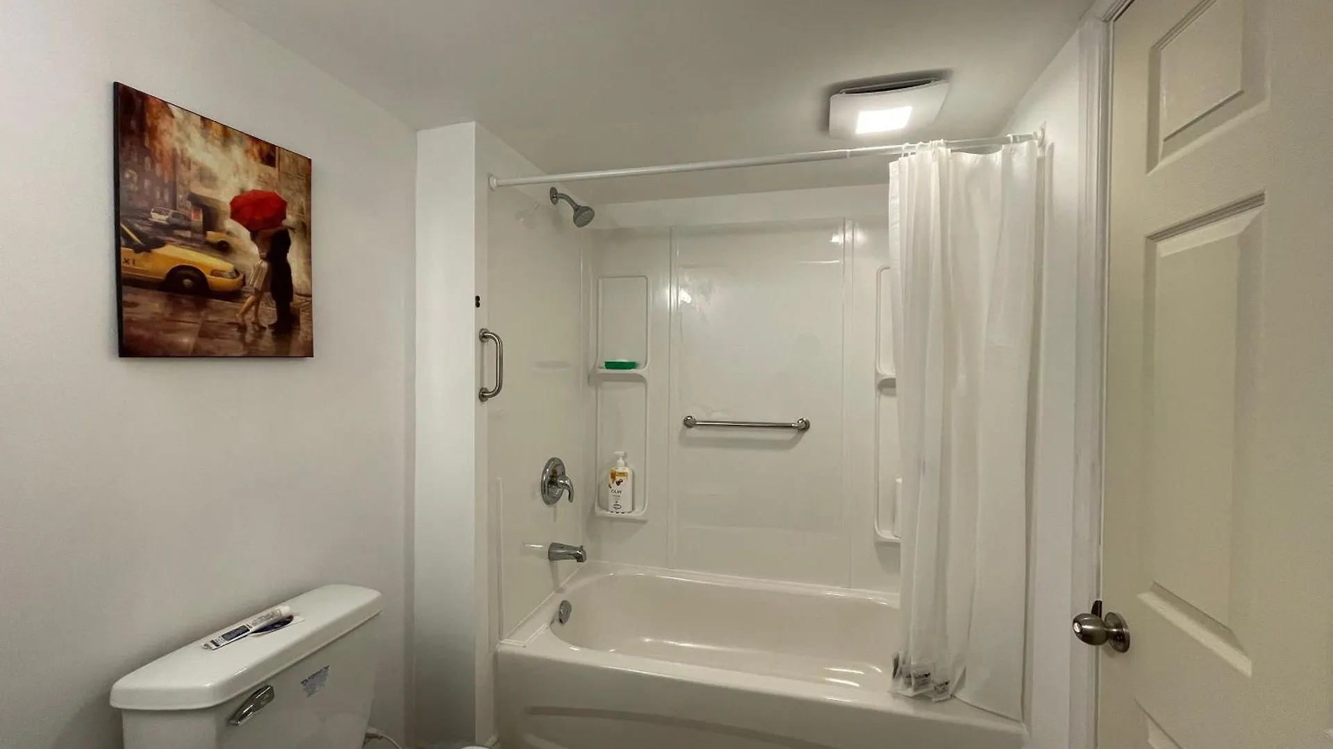 Quiet And Private Bachelor Unit Apartment Halifax Canada